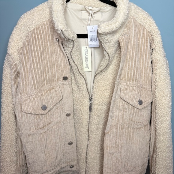 Blank NYC Jackets & Blazers - Blank NYC Cream Teddy Jacket Oversized Fit